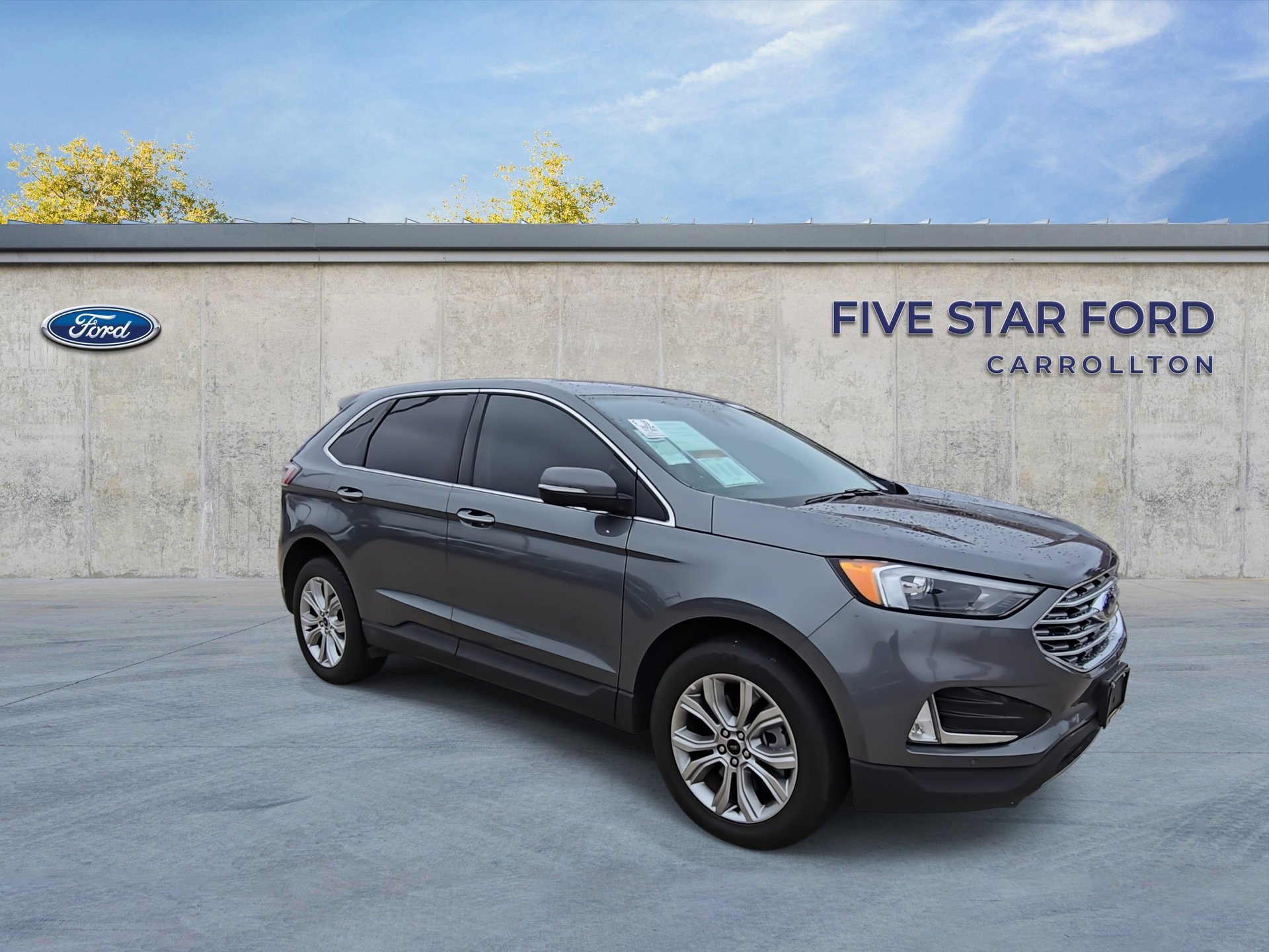 Certified 2024 Ford Edge Titanium image 2