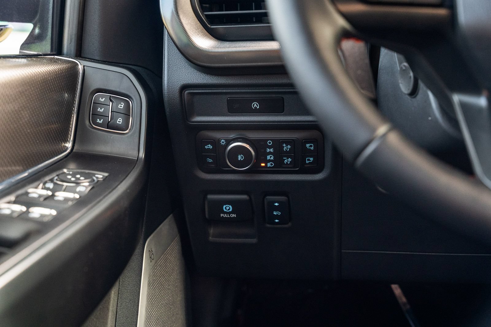 Certified 2025 Ford F150 Raptor AWD/4WD image 31