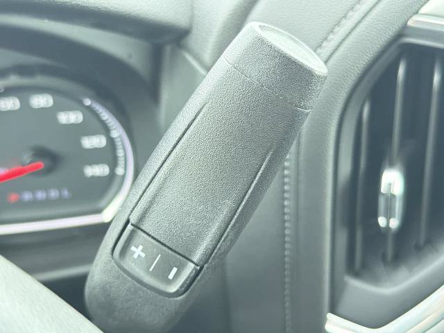 Used 2020 Chevrolet Silverado 1500 LT w/ LT Value Package AWD/4WD image 30