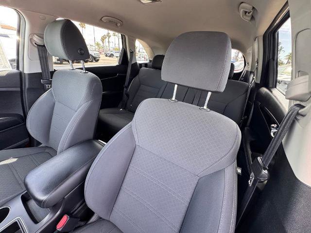 Used 2020 Kia Sorento FWD V6 image 19