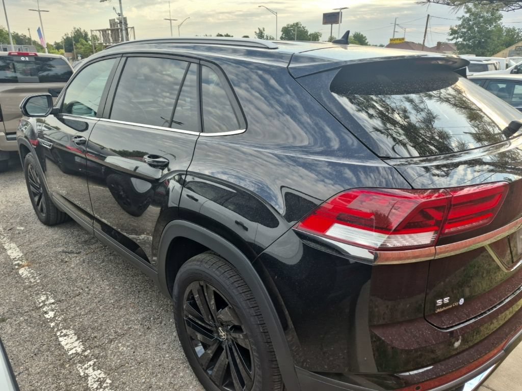Used 2022 Volkswagen Atlas Cross Sport SE AWD/4WD image 9