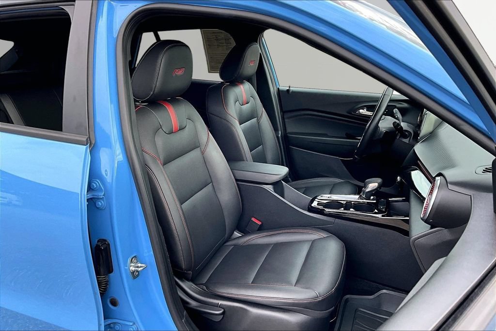 Used 2024 Chevrolet Trax RS w/ Driver Confidence Package FWD image 7
