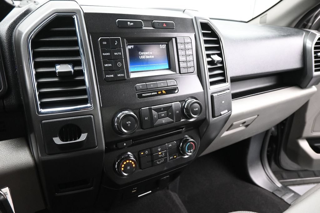 Certified 2017 Ford F150 XLT RWD image 13