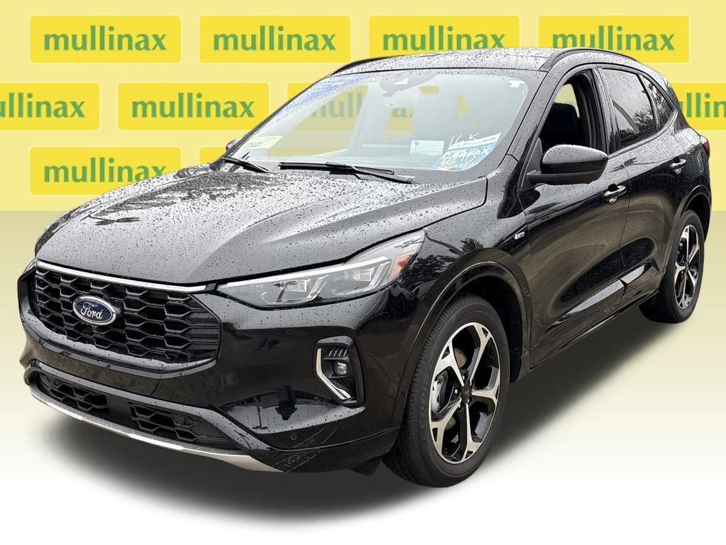 Certified 2023 Ford Escape ST-Line Elite w/ Premium Technology Package image 6