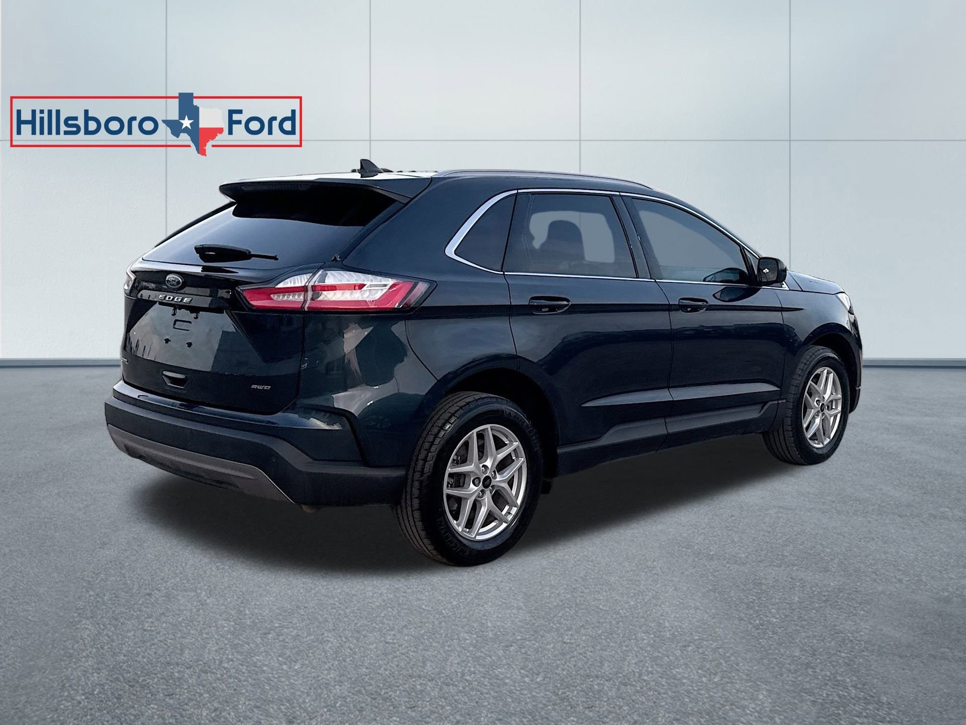 Certified 2024 Ford Edge SEL w/ Convenience Package image 8
