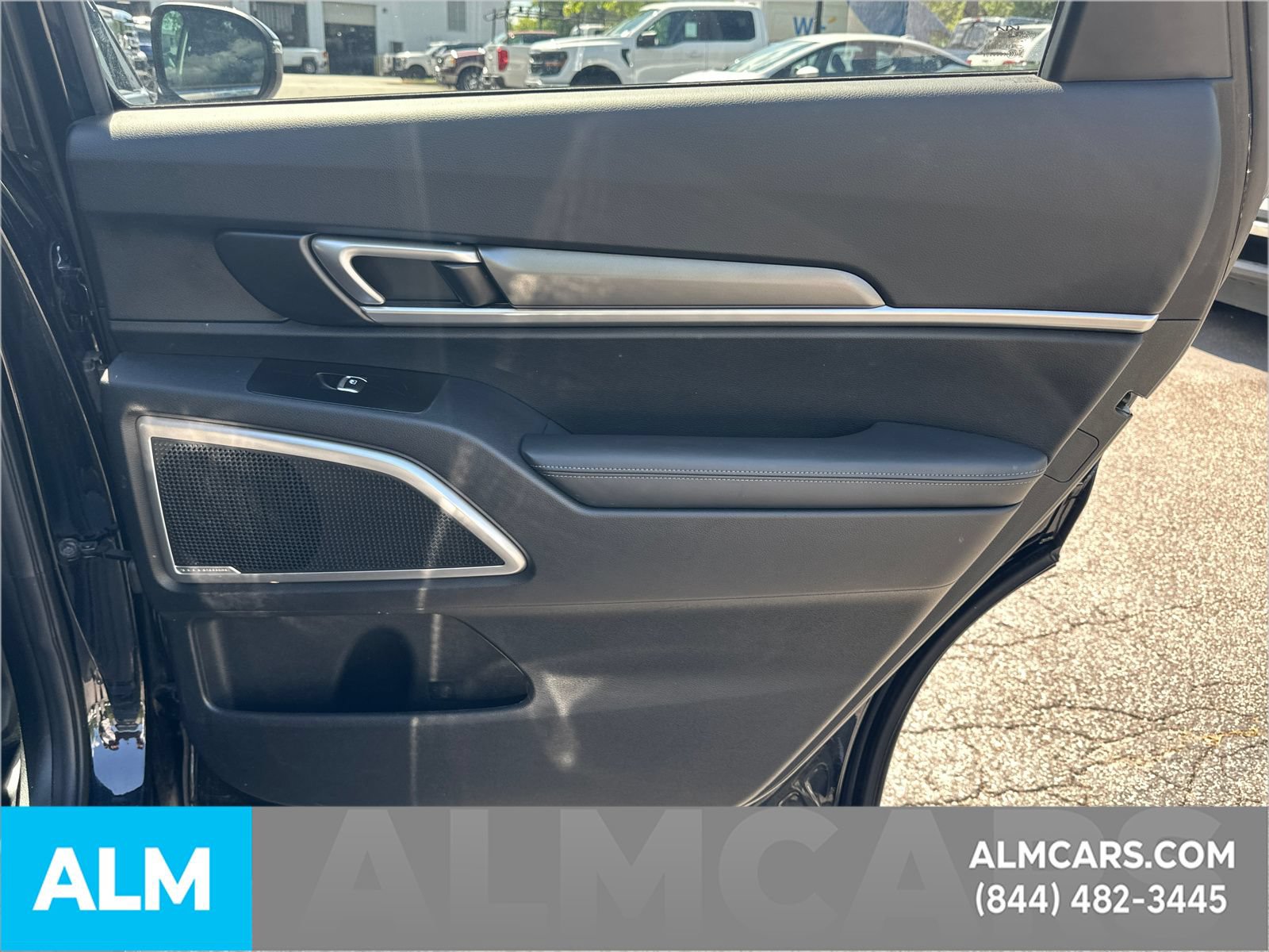 Used 2022 Kia Telluride LX AWD/4WD image 18