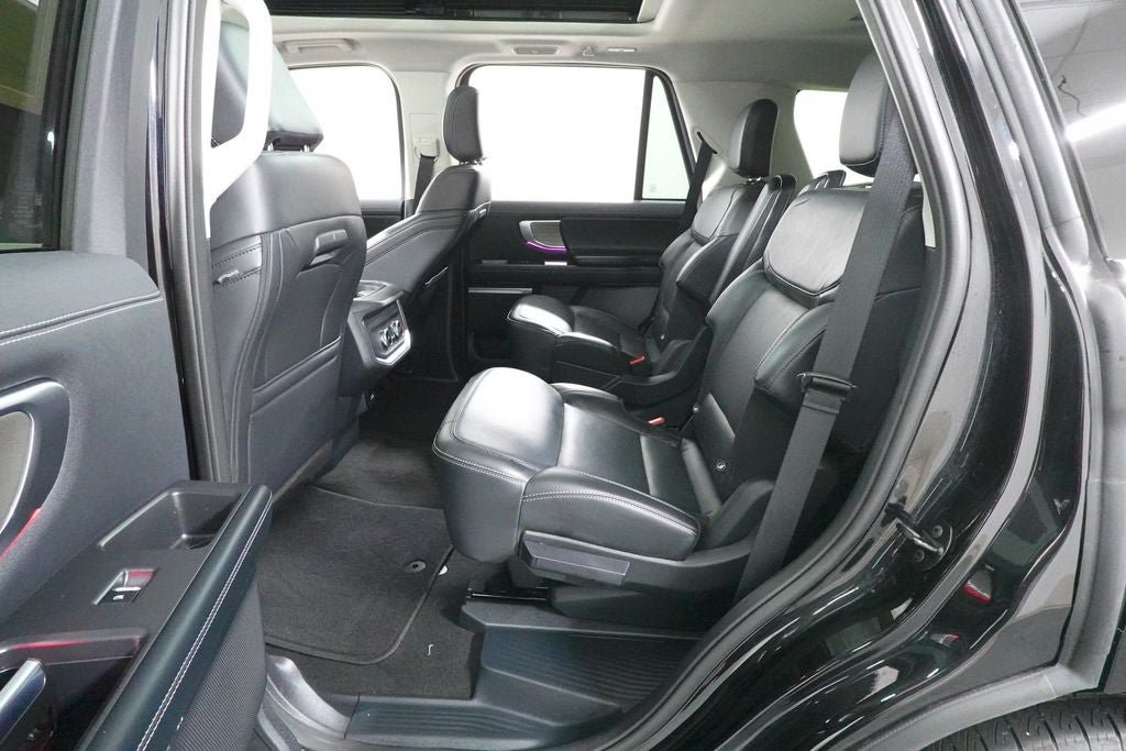 Certified 2025 Ford Expedition Platinum AWD/4WD image 29