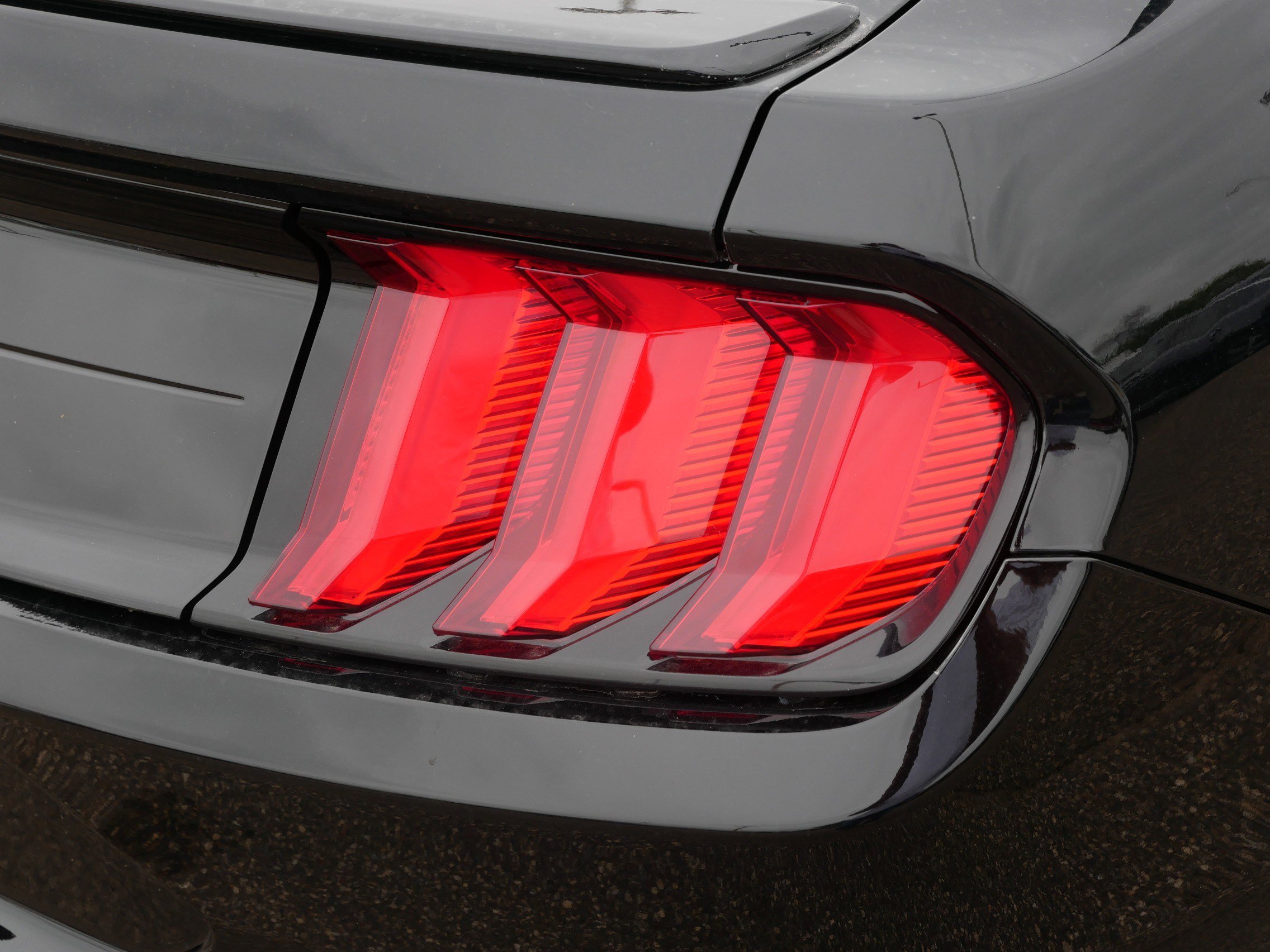 Certified 2022 Ford Mustang GT Premium RWD image 17