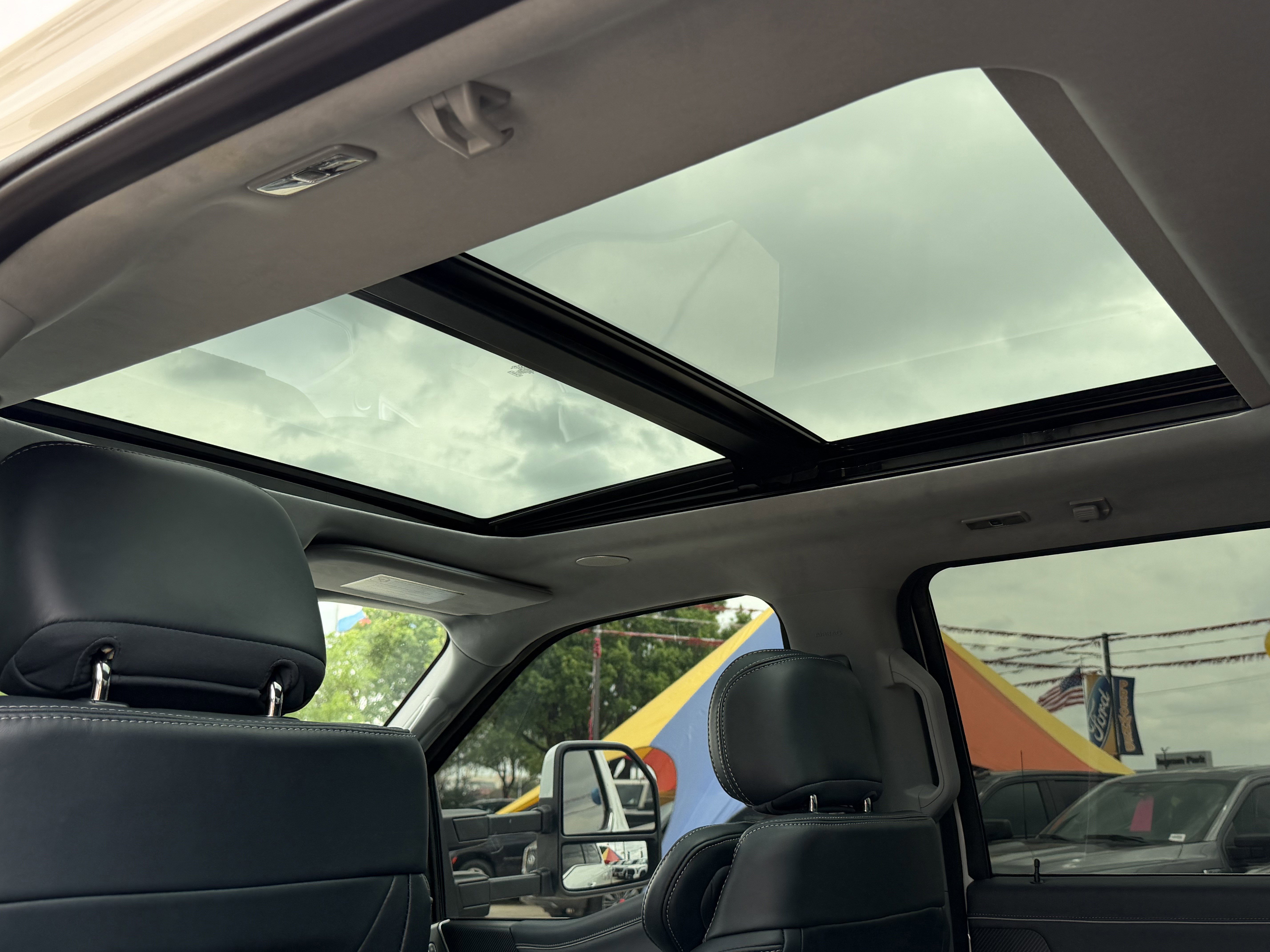 Certified 2024 Ford F250 Limited w/ FX4 Off-Road Package image 19