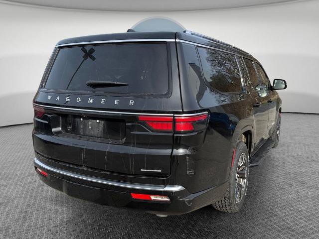 Used 2024 Jeep Wagoneer L Series III w/ Flexible Seating Group AWD/4WD image 3