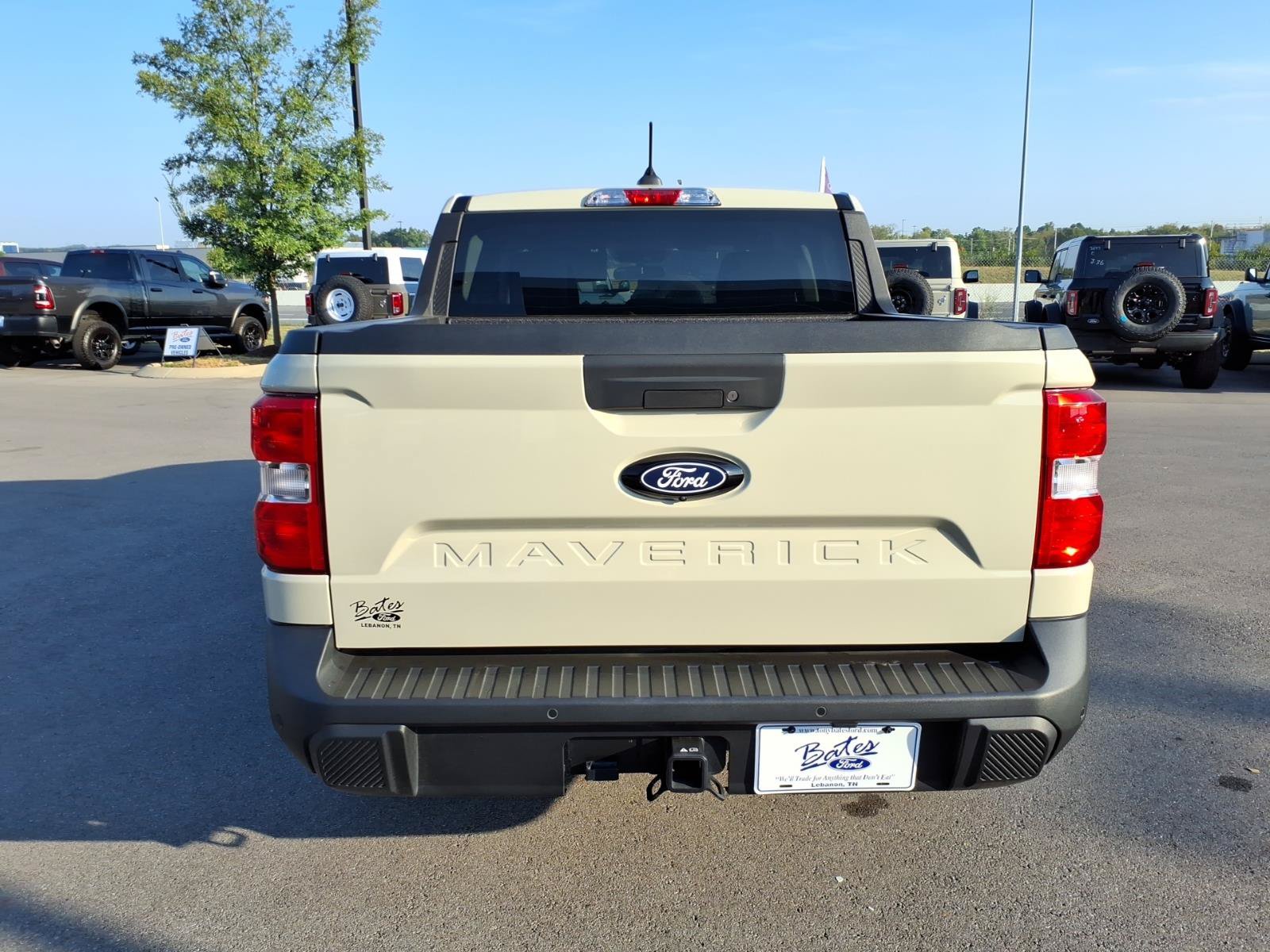 Certified 2025 Ford Maverick XL FWD image 4
