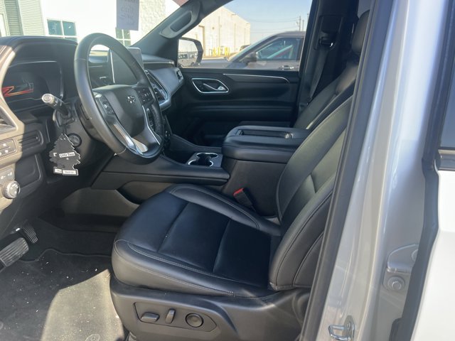 Used 2024 Chevrolet Tahoe Z71 w/ Luxury Package AWD/4WD image 20