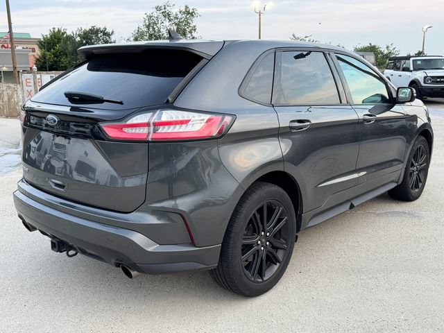 Certified 2020 Ford Edge ST-Line w/ Cold Weather Package AWD/4WD image 3