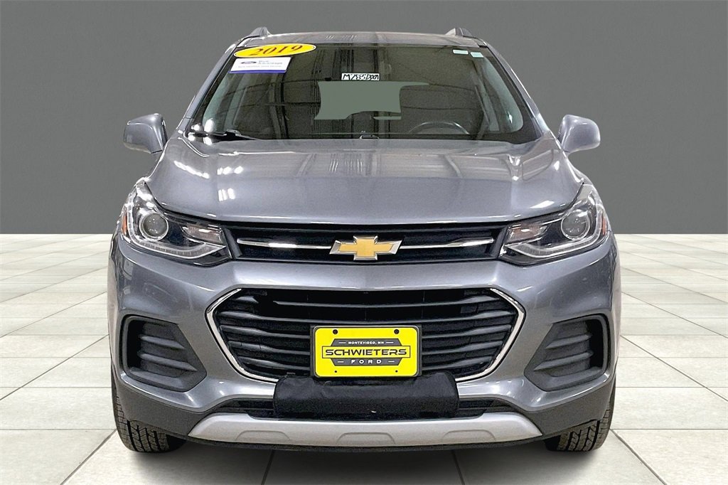 Used 2019 Chevrolet Trax LT w/ LT Convenience Package image 3