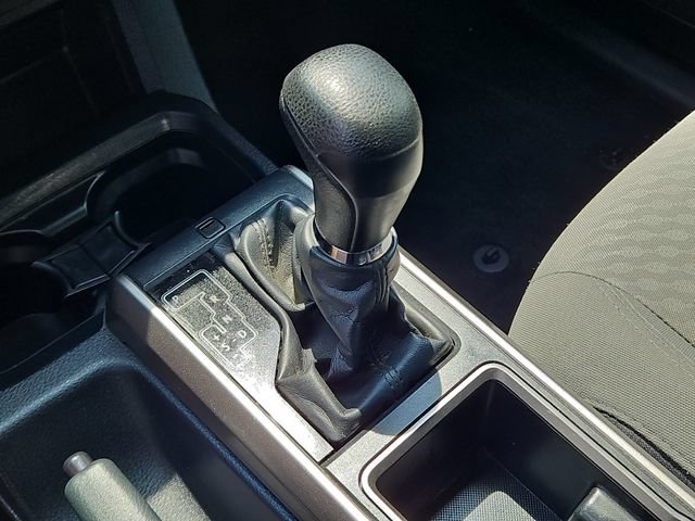 Used 2022 Toyota Tacoma SR5 AWD/4WD image 21