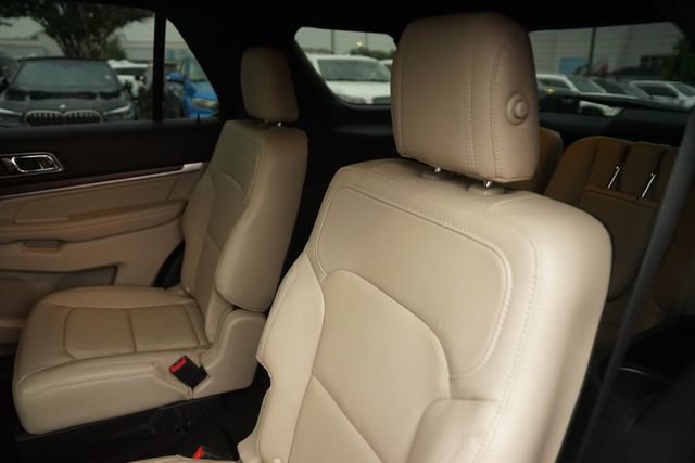 Certified 2018 Ford Explorer Limited AWD/4WD image 13