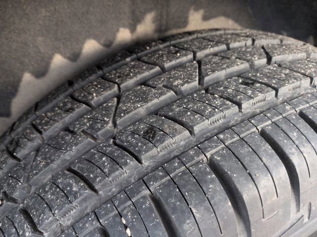 Used 2021 Chevrolet Traverse LT image 60