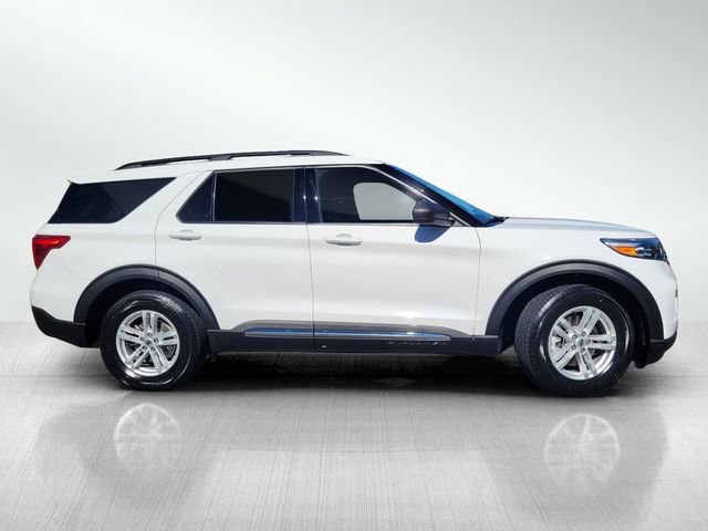 Certified 2023 Ford Explorer XLT w/ Equipment Group 202A image 3