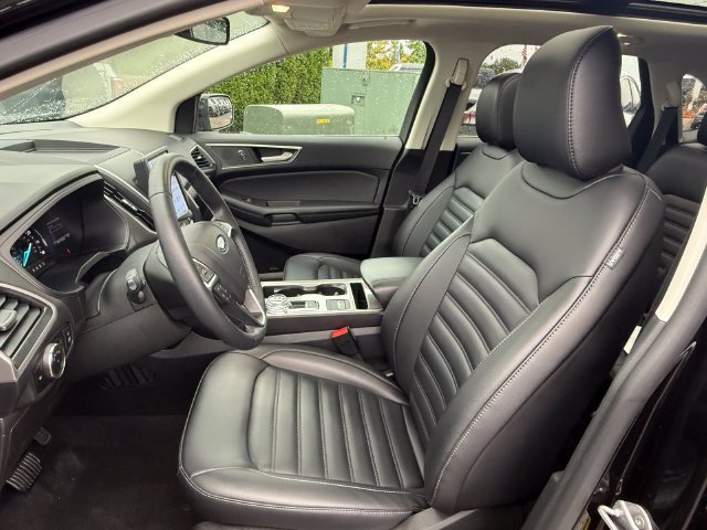 Certified 2024 Ford Edge SEL w/ Convenience Package AWD/4WD image 6
