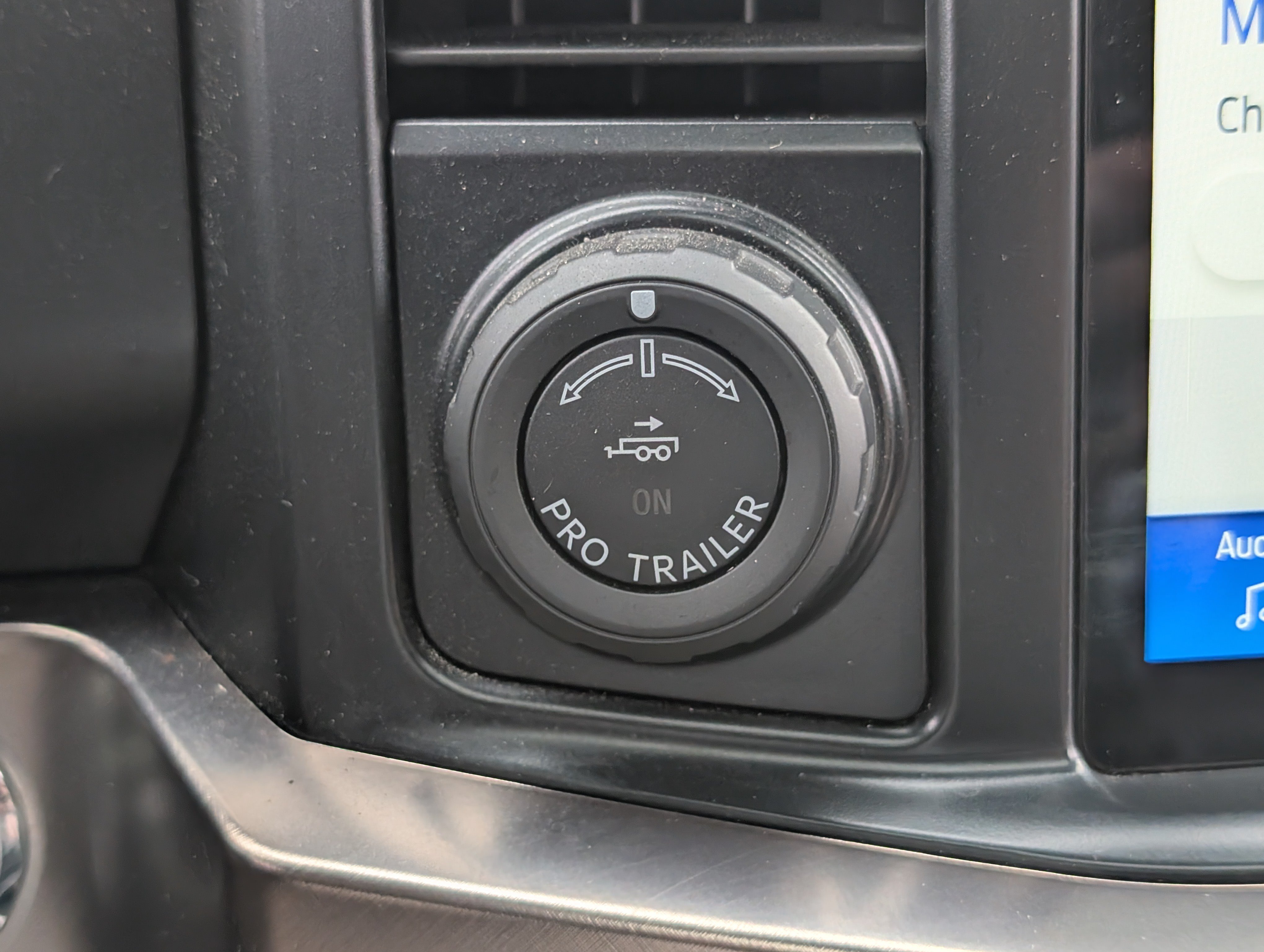 Certified 2023 Ford F250 King Ranch AWD/4WD image 27