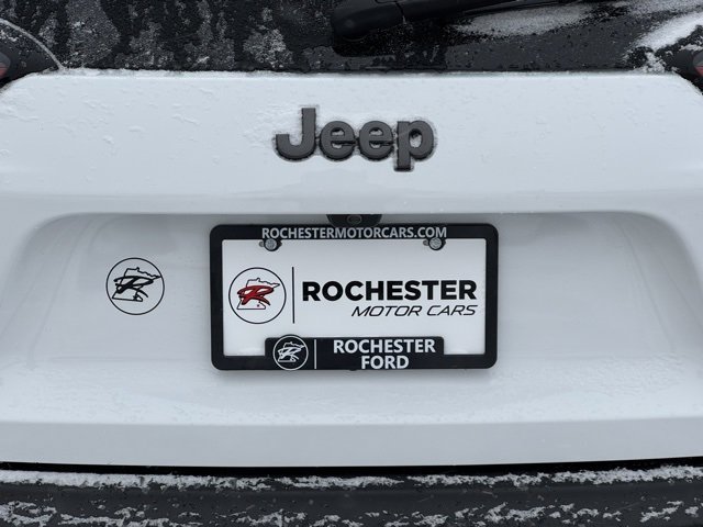 Used 2021 Jeep Cherokee Trailhawk w/ Sun, Sound & Nav Group image 40