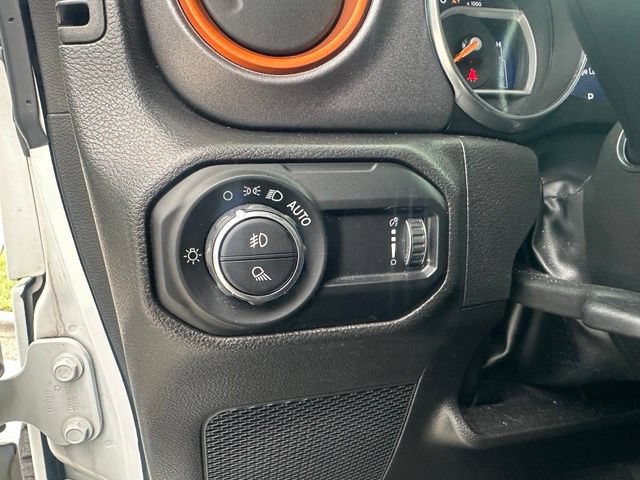 Used 2023 Jeep Gladiator Mojave AWD/4WD image 26