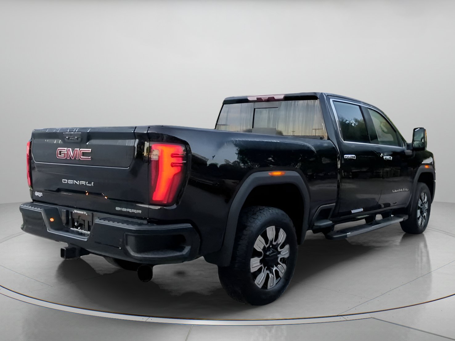 Used 2024 GMC Sierra 2500 Denali w/ Denali Reserve Package AWD/4WD image 27