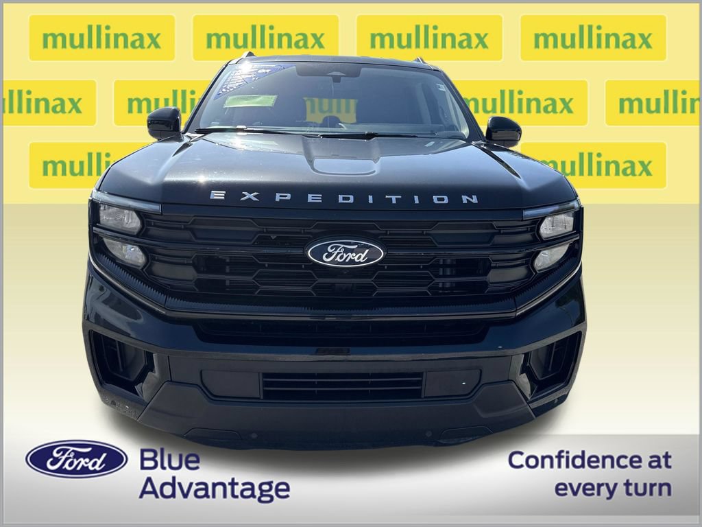 Certified 2025 Ford Expedition Active RWD image 11