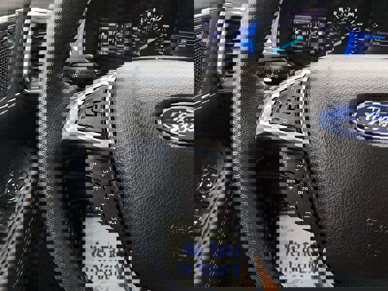 Certified 2022 Ford Edge Titanium w/ Cargo Accessory Package image 39