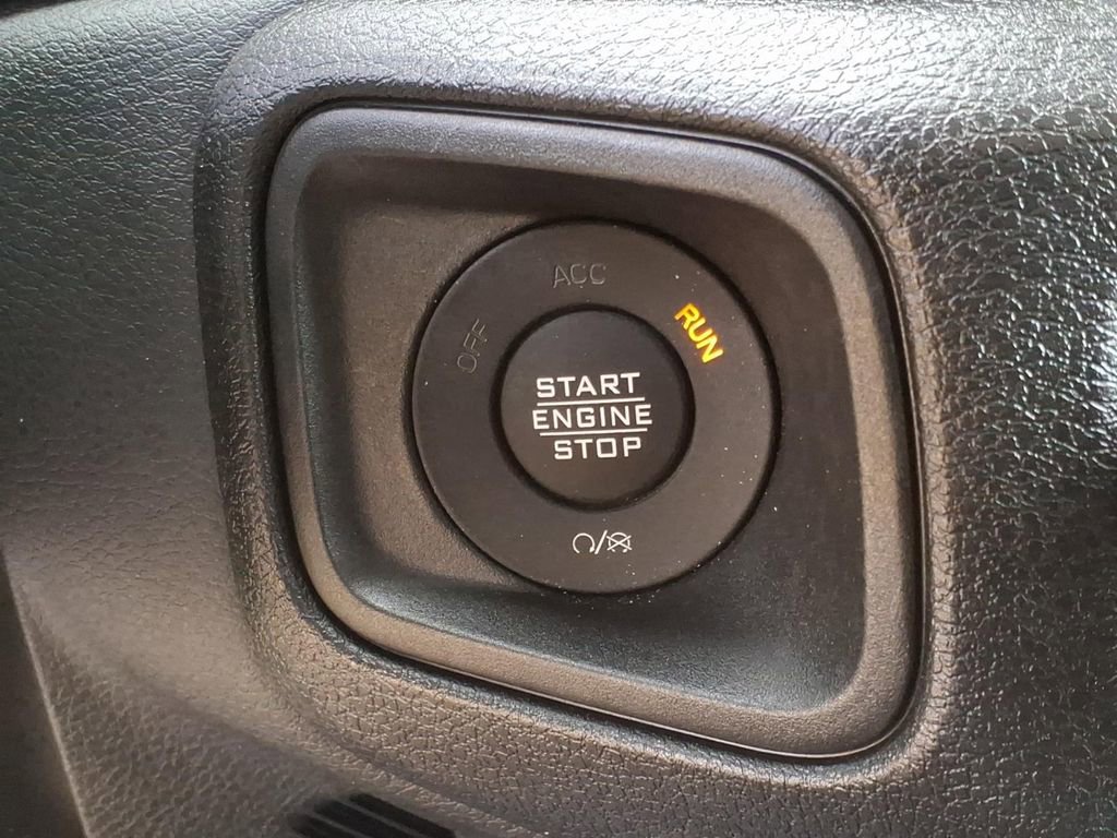 Used 2025 Jeep Wrangler Sport AWD/4WD image 22