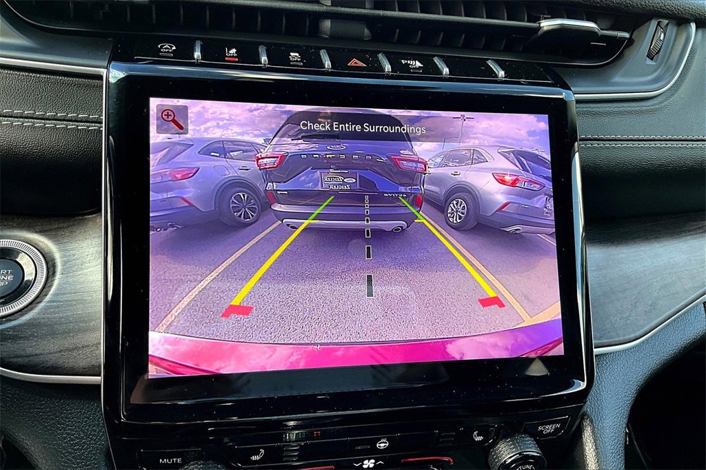 Used 2022 Jeep Grand Cherokee L Limited image 20