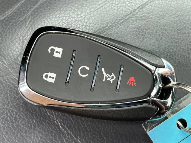 Used 2020 Chevrolet Traverse LT w/ LT Premium Package AWD/4WD image 9