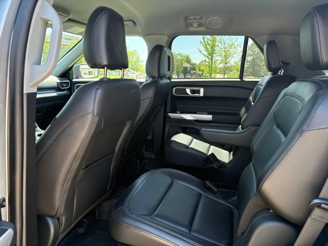 Certified 2024 Ford Explorer XLT w/ Equipment Group 202A AWD/4WD image 20