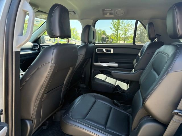 Certified 2024 Ford Explorer XLT w/ Equipment Group 202A AWD/4WD image 20