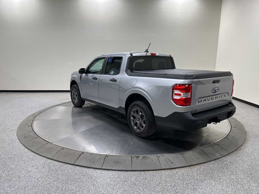 Certified 2022 Ford Maverick XLT image 3