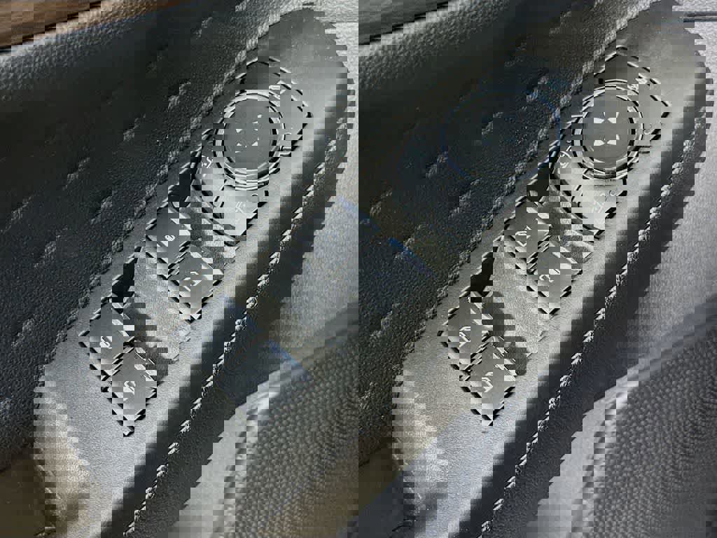 Certified 2020 Ford Escape Titanium image 30