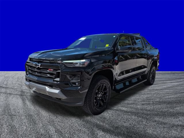 Used 2025 Chevrolet Colorado Z71 w/ Midnight Edition AWD/4WD image 8