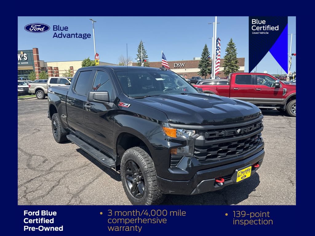 Used 2022 Chevrolet Silverado 1500 Custom Trail Boss w/ LPO, Dark Essentials Package AWD/4WD image 5