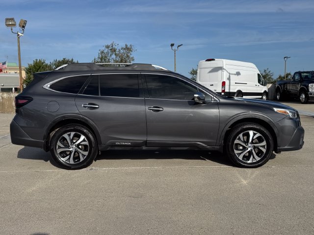 Used 2020 Subaru Outback Touring XT AWD/4WD image 4
