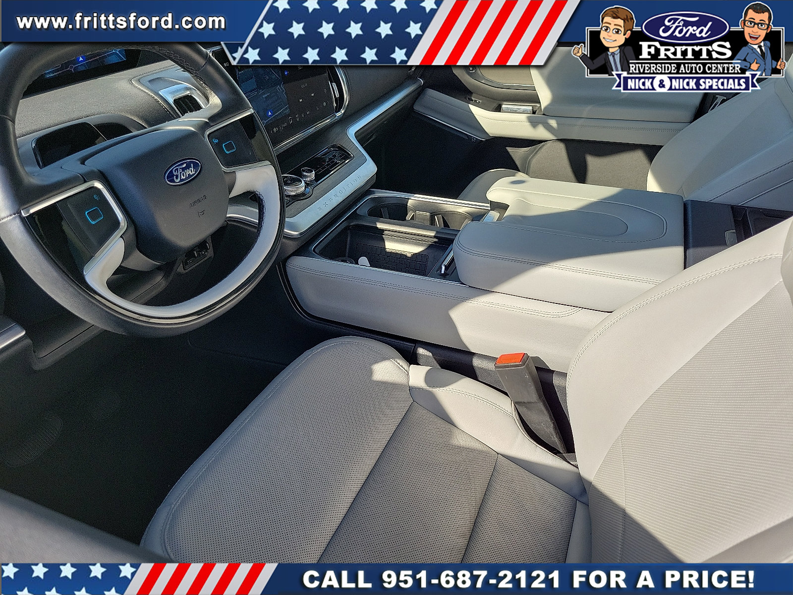 Certified 2025 Ford Expedition Max Platinum w/ Driver's Package AWD/4WD image 4