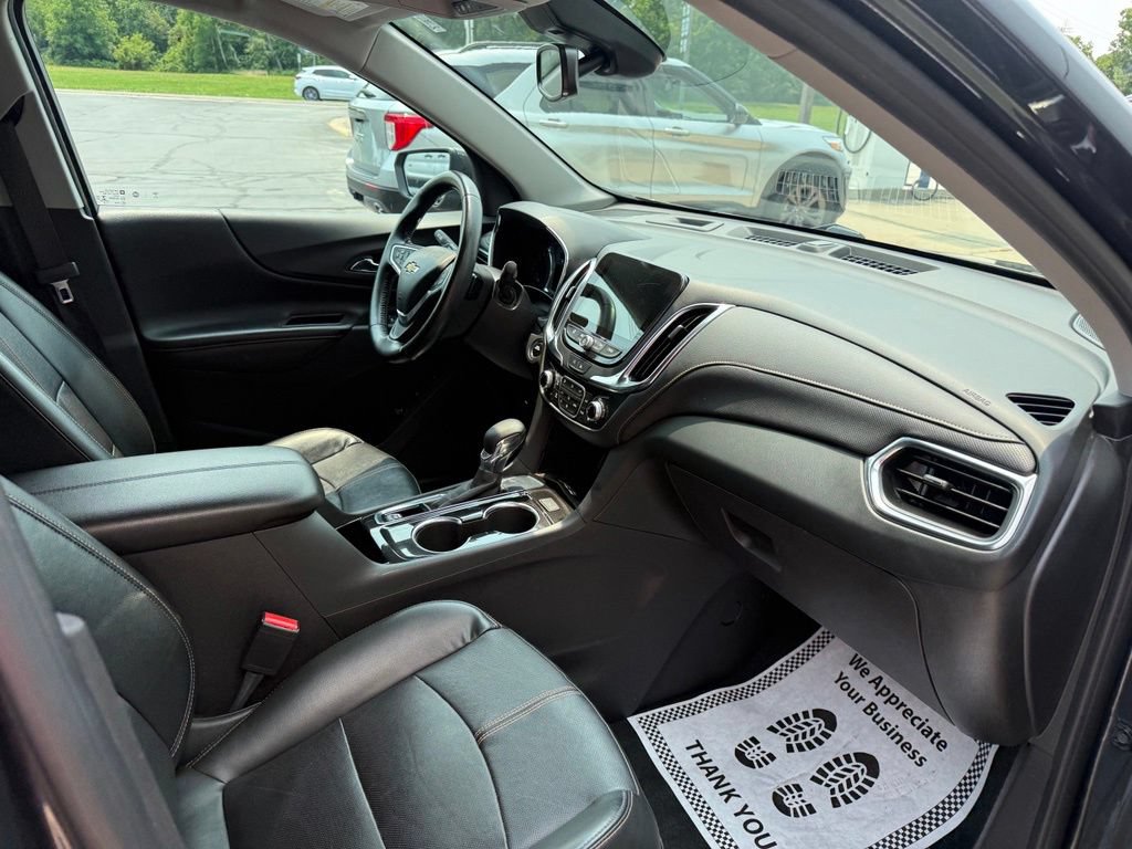 Used 2022 Chevrolet Equinox Premier w/ LPO, Floor Liner Package FWD image 15