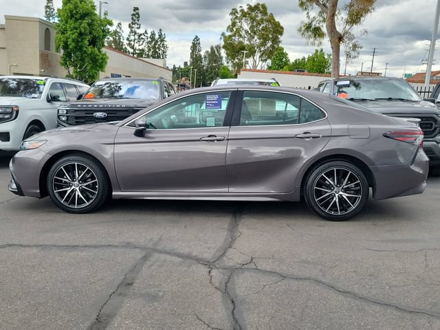 Used 2024 Toyota Camry SE FWD image 26
