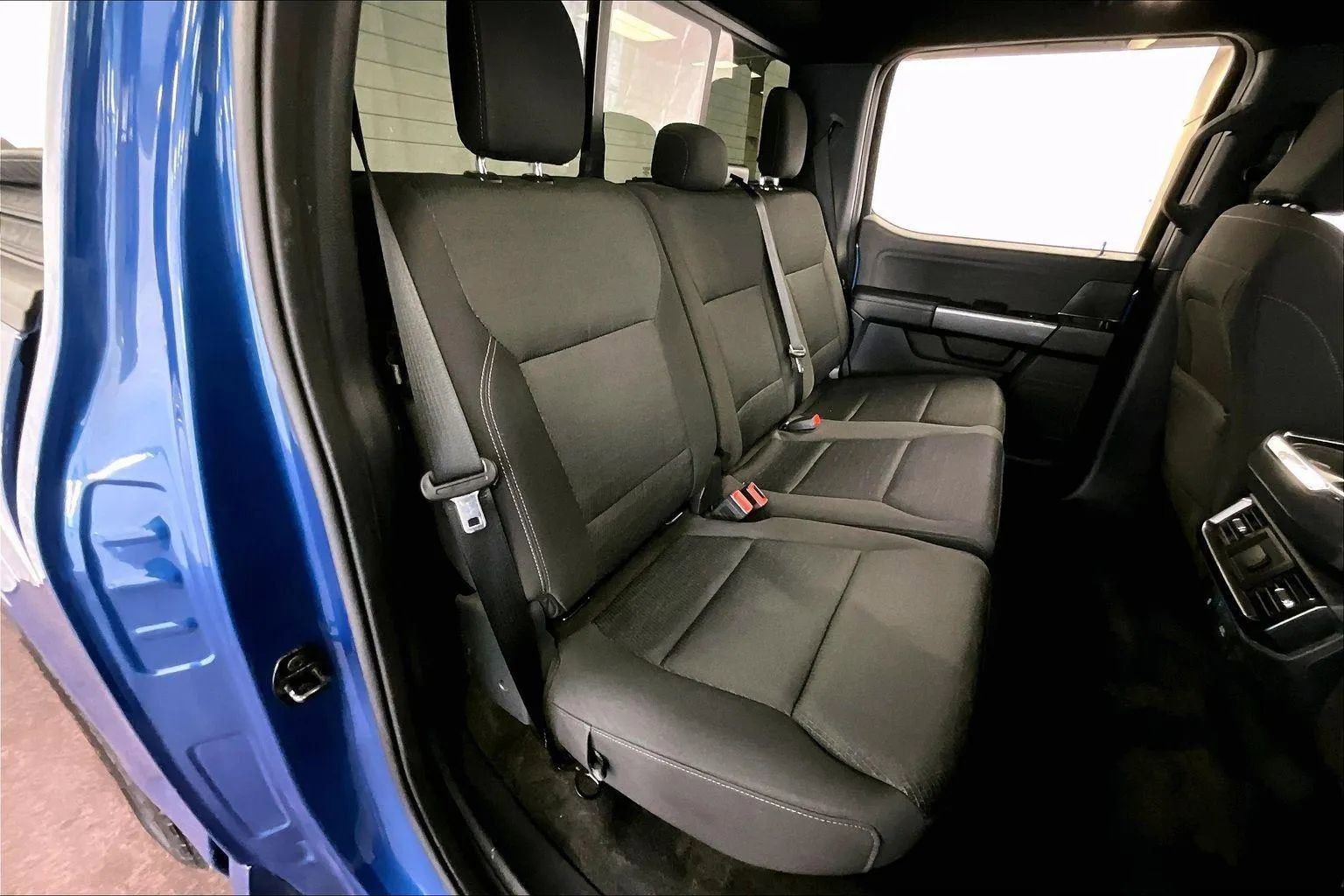 Certified 2022 Ford F150 XLT w/ Equipment Group 302A High image 26