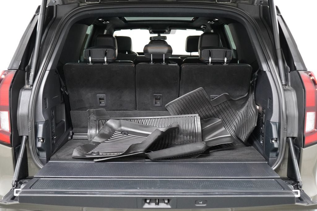 Certified 2025 Ford Expedition Tremor AWD/4WD image 30
