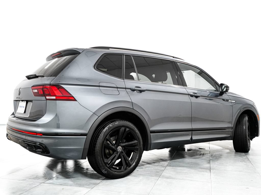 Used 2024 Volkswagen Tiguan SE R-Line FWD image 7