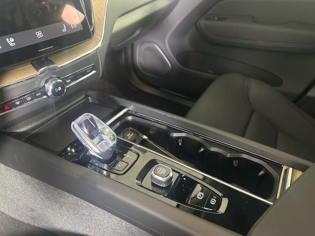 Used 2026 Volvo XC60 B5 Plus w/ Climate Package image 16