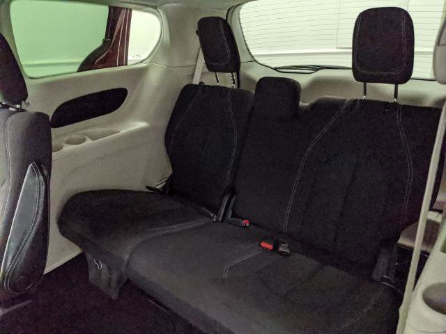 Used 2023 Chrysler Voyager LX image 19