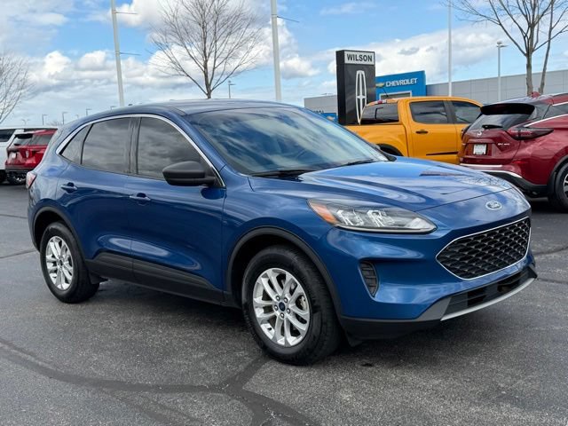 Certified 2022 Ford Escape SE w/ Convenience Package AWD/4WD image 2