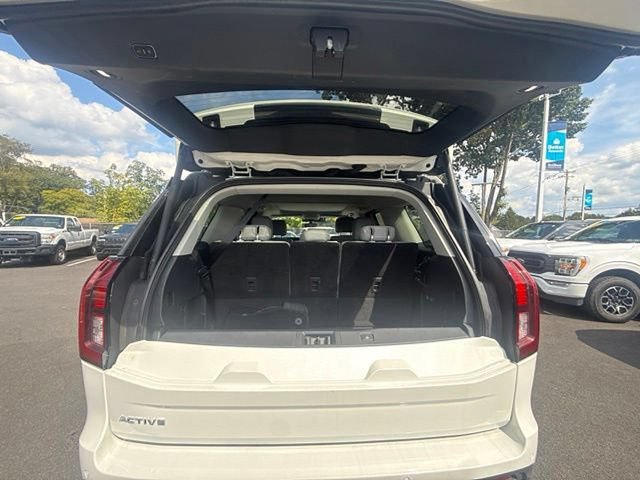 Certified 2025 Ford Expedition Active AWD/4WD image 15
