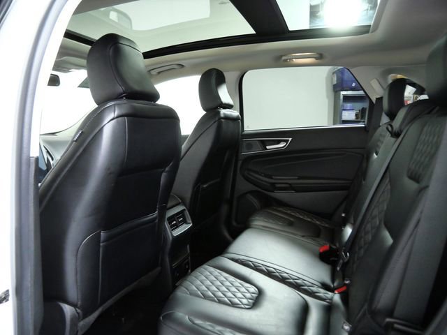 Certified 2023 Ford Edge Titanium w/ Class II Trailer Tow Package image 14